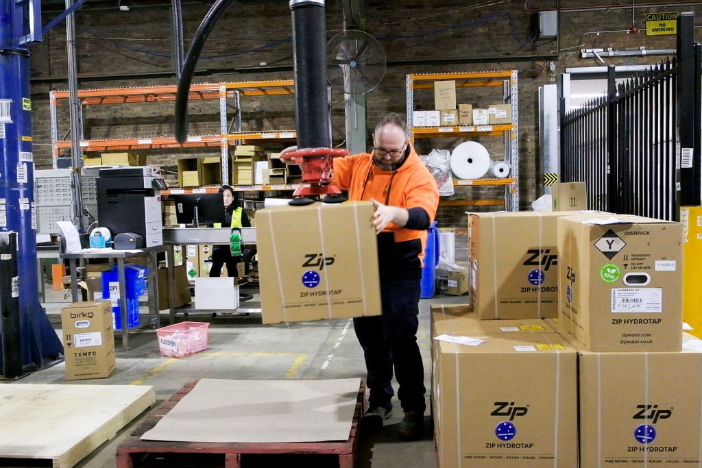 bbj-zipwater-allift02