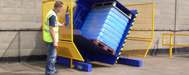 Our popular FS Pallet Inverter provides versatility to your warehouse needs